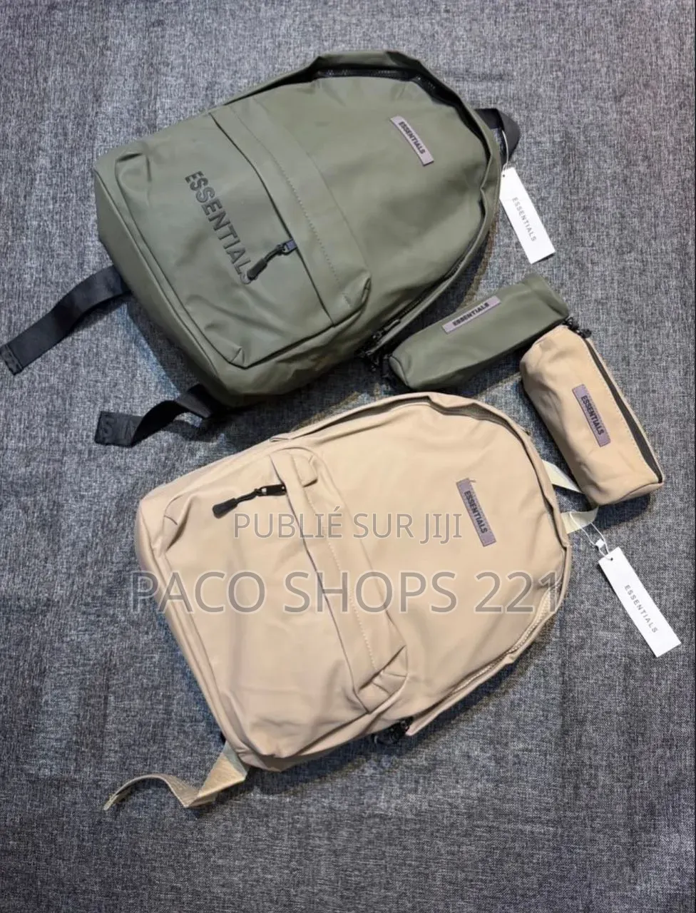 Sac À Dos ESSENTIALS 100% Imperméable & Anti-Pluie