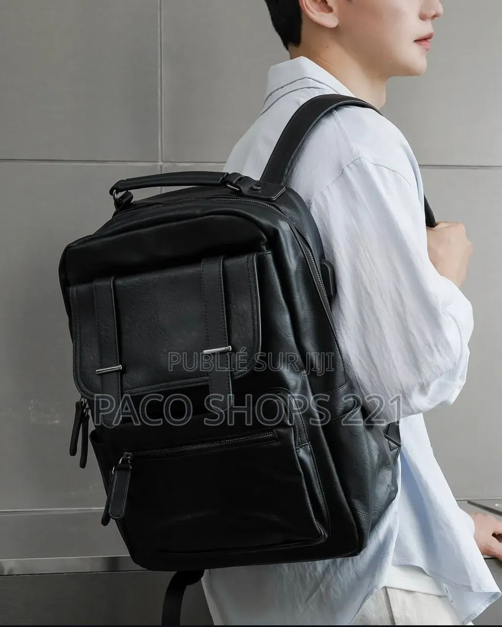 Sac À Dos en Cuir Idéal Pour Les Études, Le Travail Ou Les Voyages.
