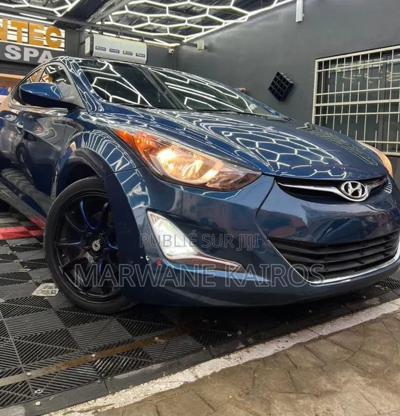 Hyundai Elantra 2016 Bleu