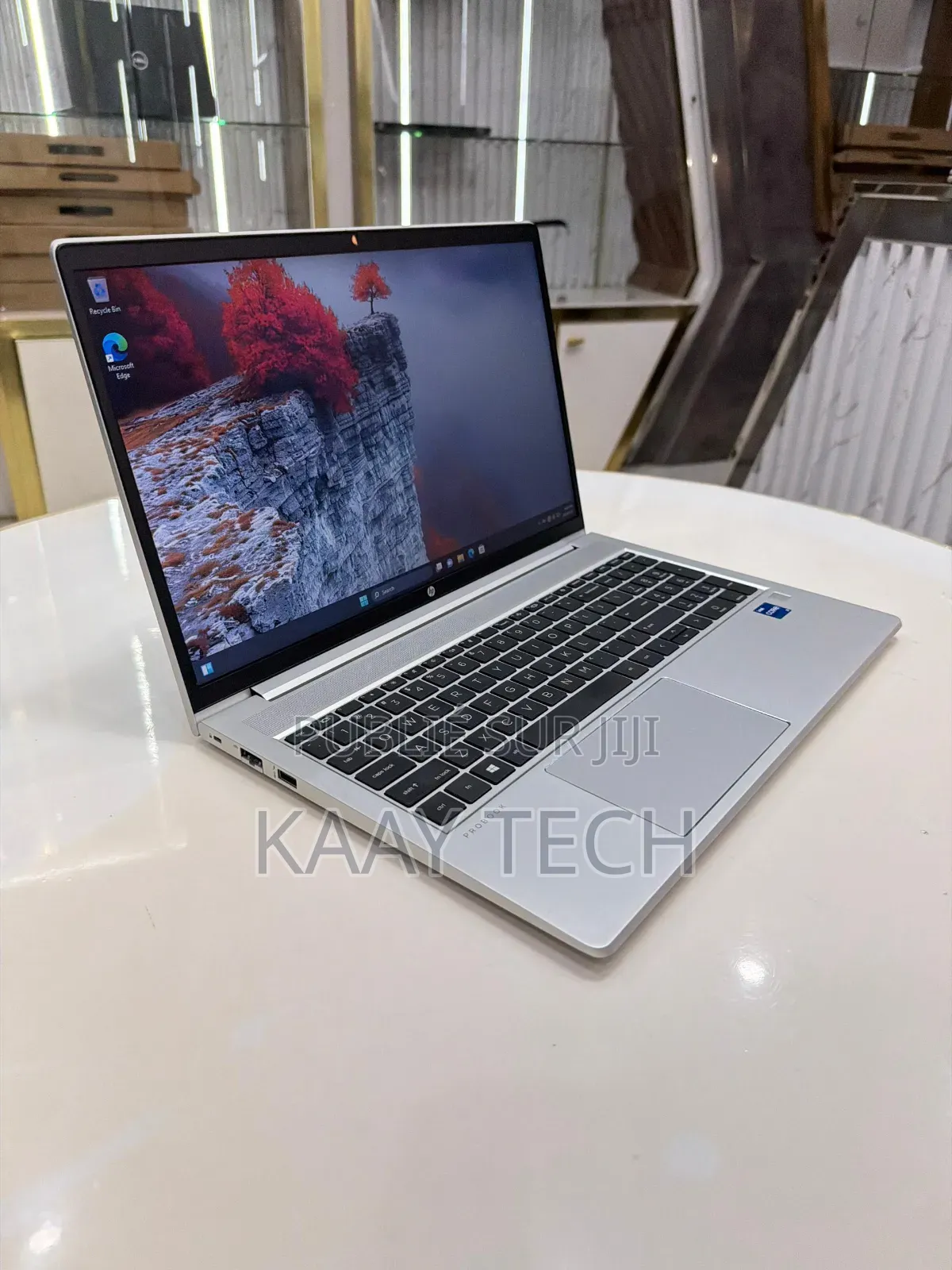 Nouveau HP ProBook 450 G8 16GB Intel Core i7 SSD 512GB