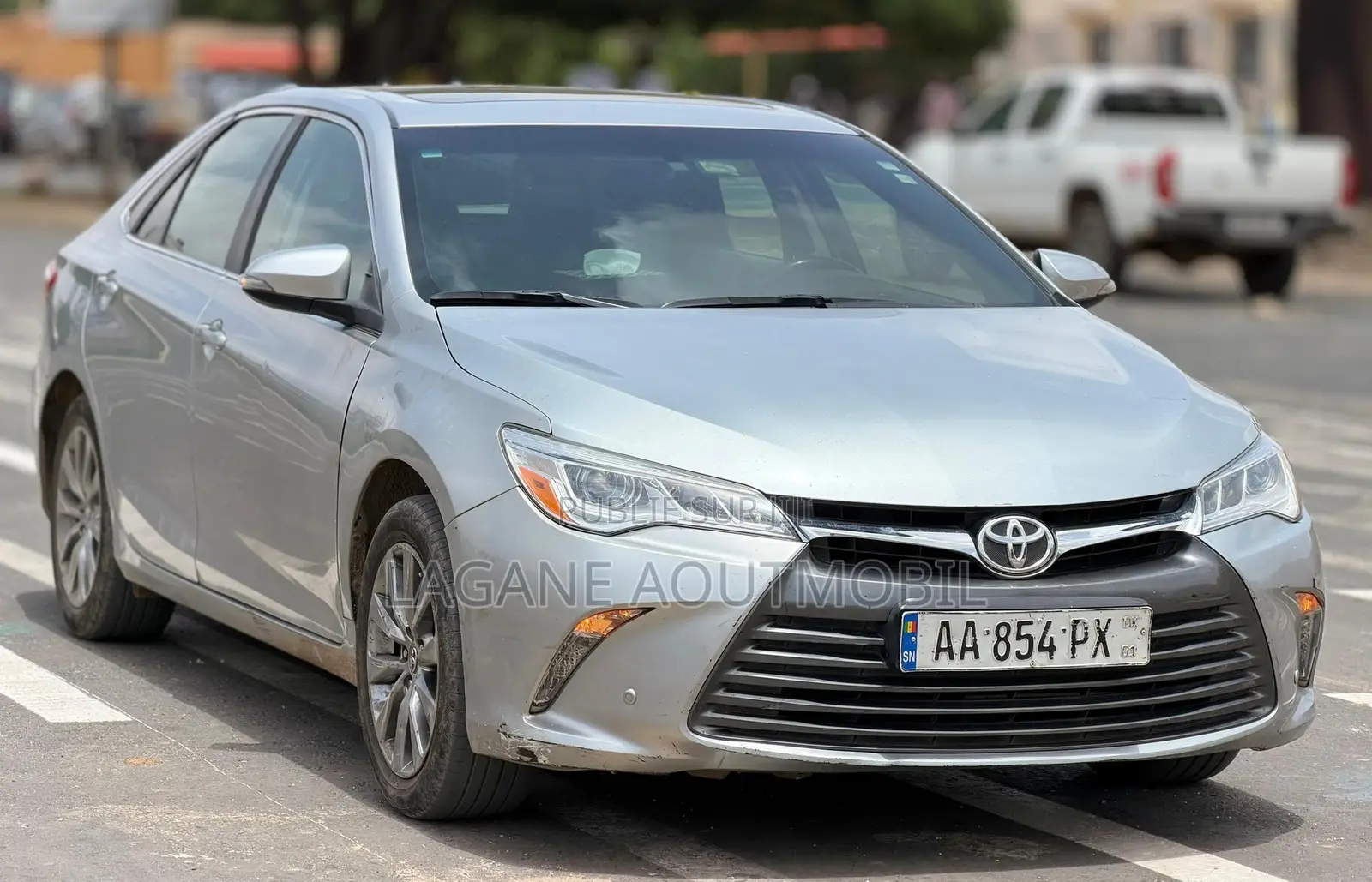 Toyota Camry XLE 4dr Sedan (2.5L 4cyl 6A) 2015 Gris