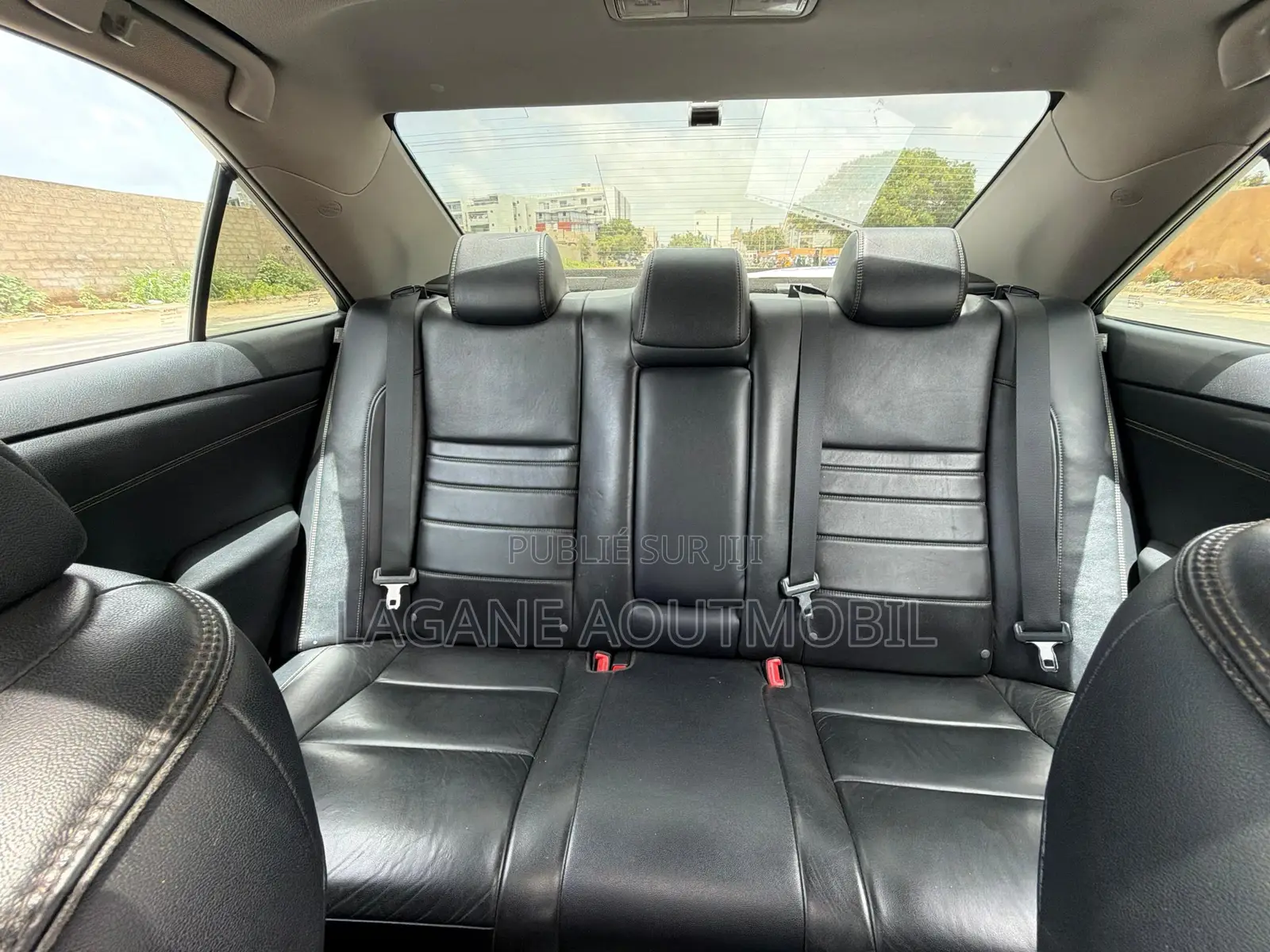 Toyota Camry XLE 4dr Sedan (2.5L 4cyl 6A) 2015 Gris