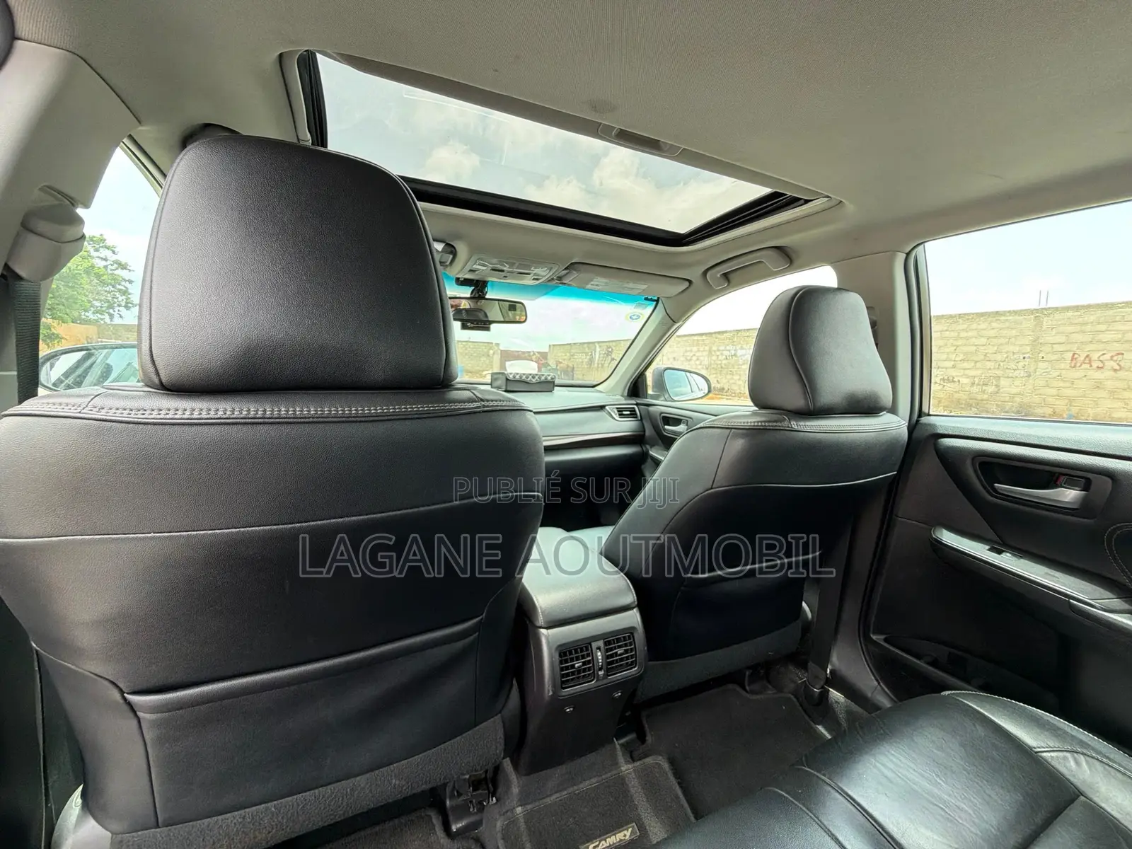 Toyota Camry XLE 4dr Sedan (2.5L 4cyl 6A) 2015 Gris