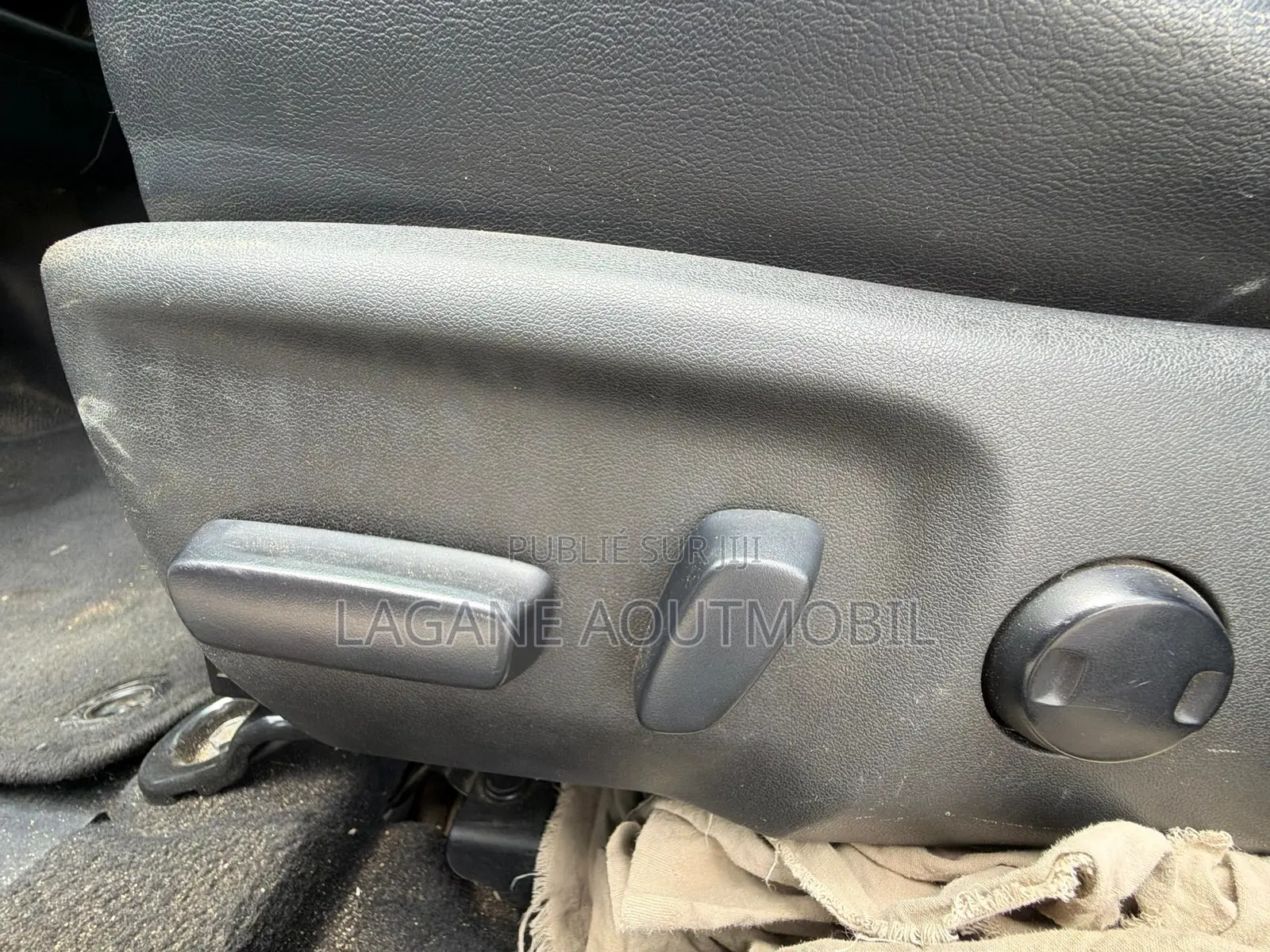 Toyota Camry XLE 4dr Sedan (2.5L 4cyl 6A) 2015 Gris