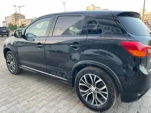 Mitsubishi Outlander 2017 Noir
