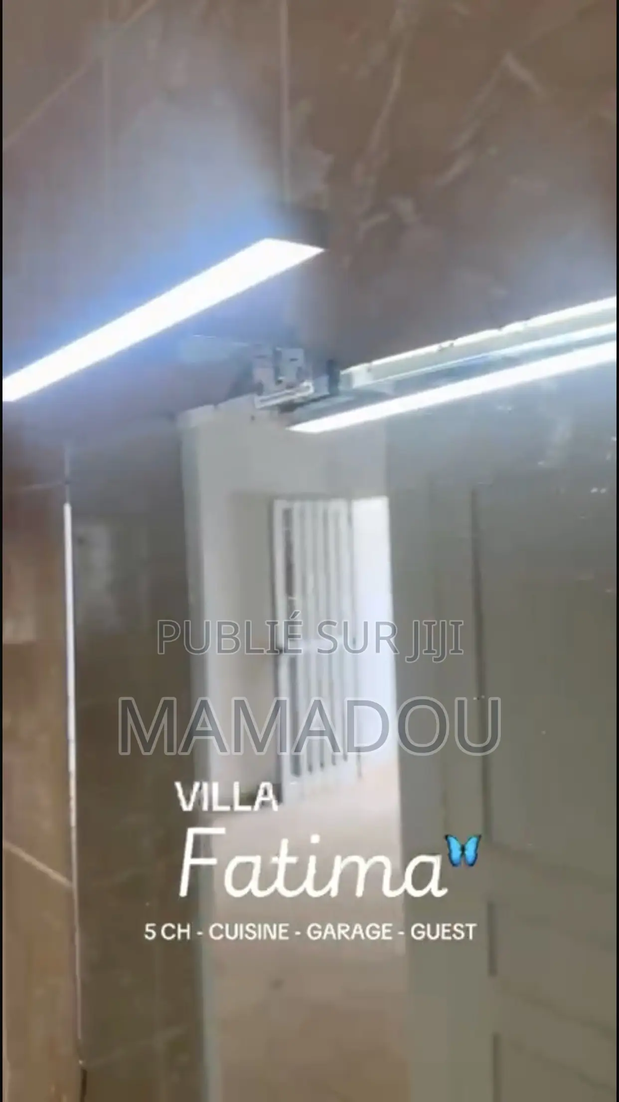 5chbre Villa dans Kane Cervice, Rufisque à Vendre