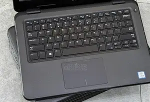 Ordinateur portable Dell Latitude 3300 8GB Intel Core 5 SSD 256GB