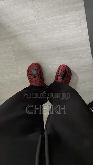 Crocs Spider Man
