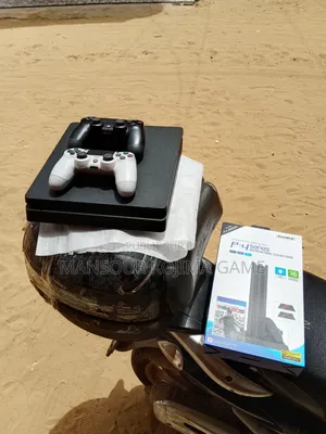 Playstation 4 Slim 10 Jeux