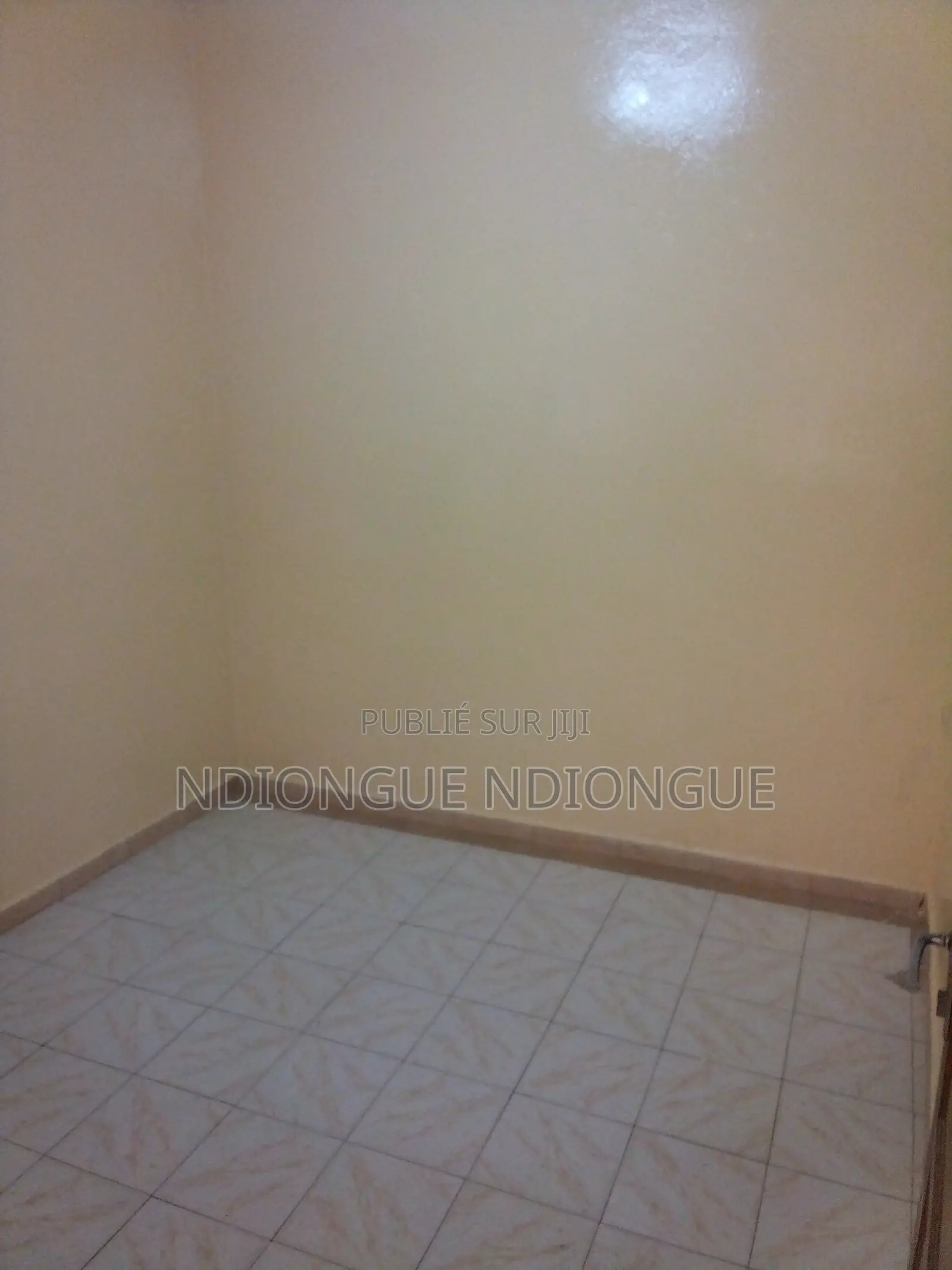 2chbre Appartement dans Grand Dakar à Louer