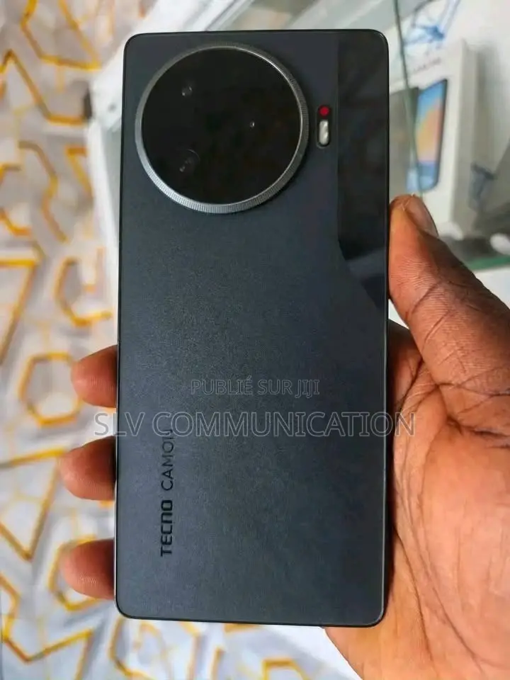 Nouveau Tecno Camon 30 Pro 5G 512 GB Noir