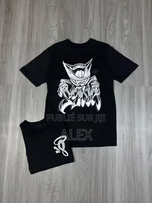 Vêtements Disponibles - Commander Dès Maintenant