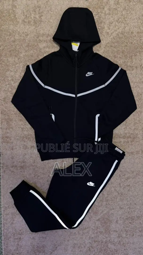 Vêtements Disponibles - Commander Dès Maintenant