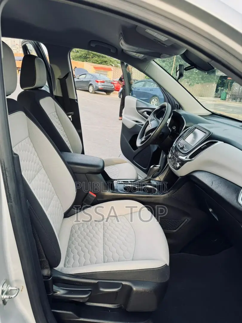 Chevrolet Equinox 2018 Gris