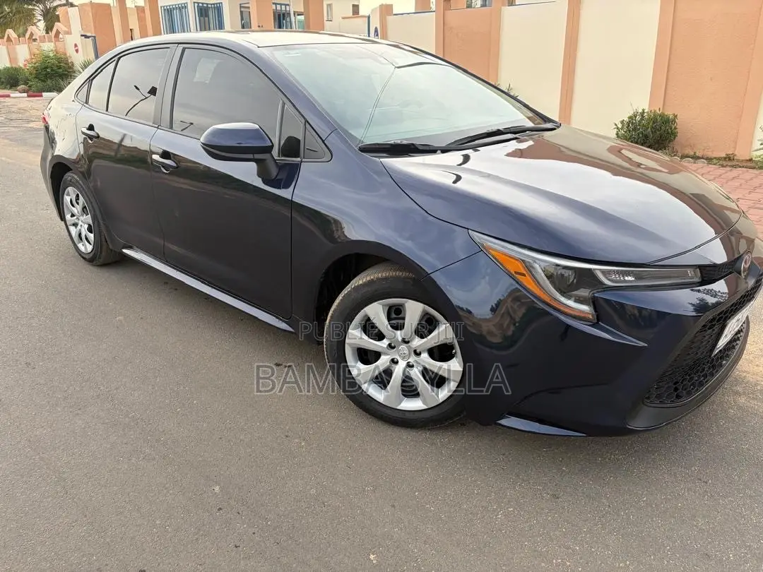 Toyota Corolla LE 2022 Noir
