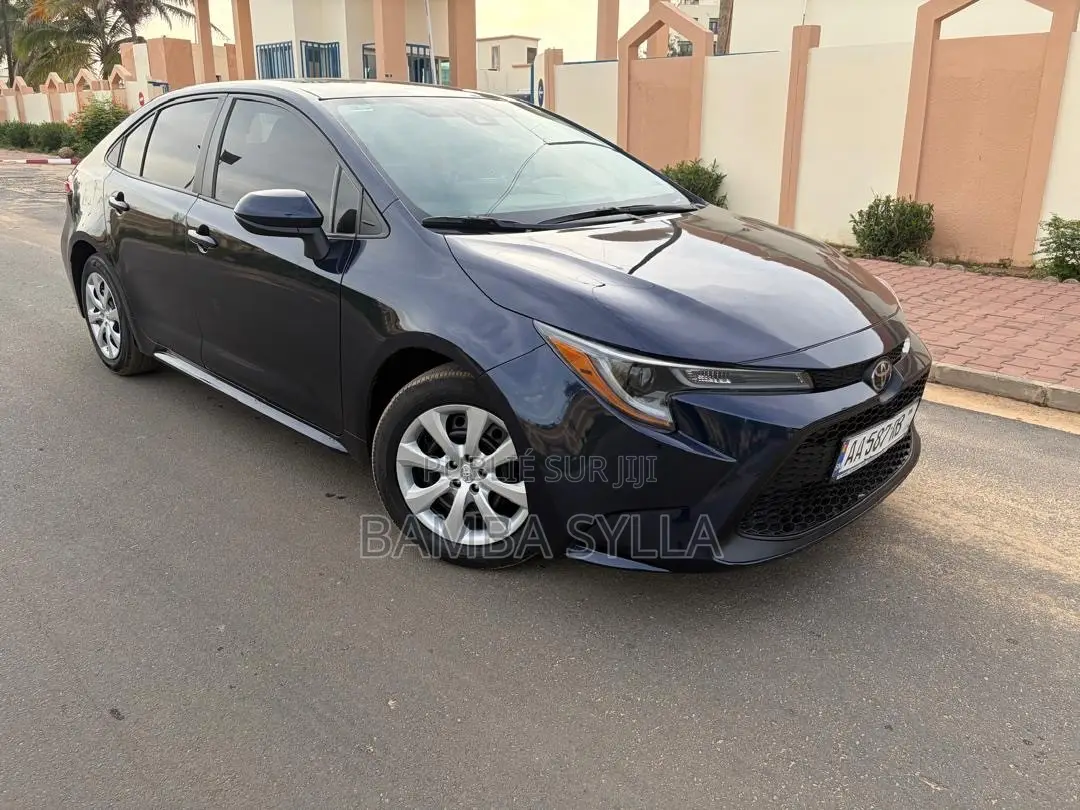 Toyota Corolla LE 2022 Noir