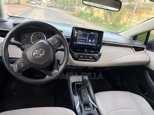 Toyota Corolla LE 2022 Noir