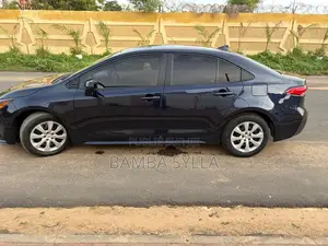 Toyota Corolla LE 2022 Noir