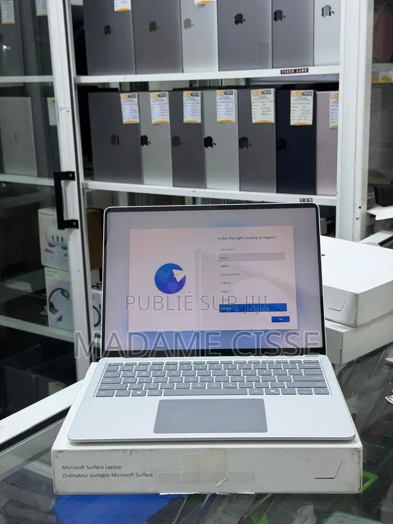 Nouveau Microsoft Surface Laptop 7 16GB Qualcomm Snapdragon X Plus SSD