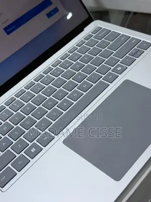 Nouveau Microsoft Surface Laptop 7 16GB Qualcomm Snapdragon X Plus SSD