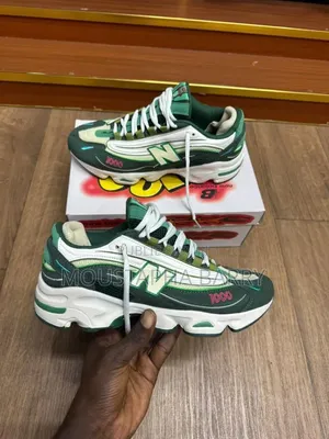 New Balance 1000