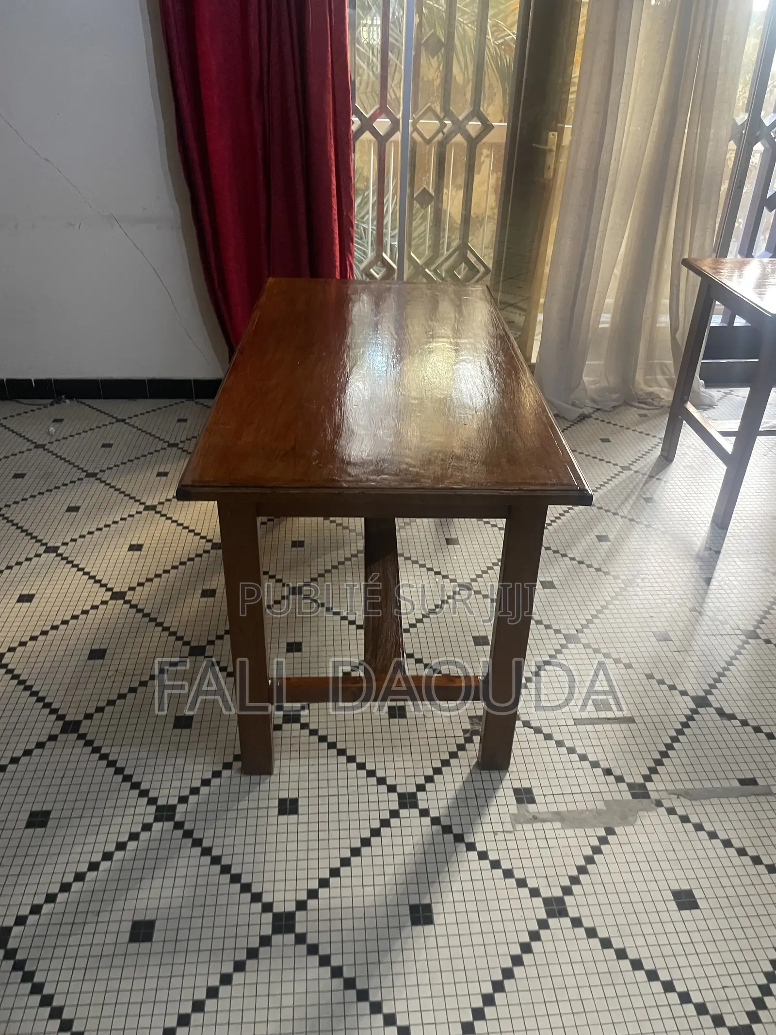 Table De. Bureau À Vendre