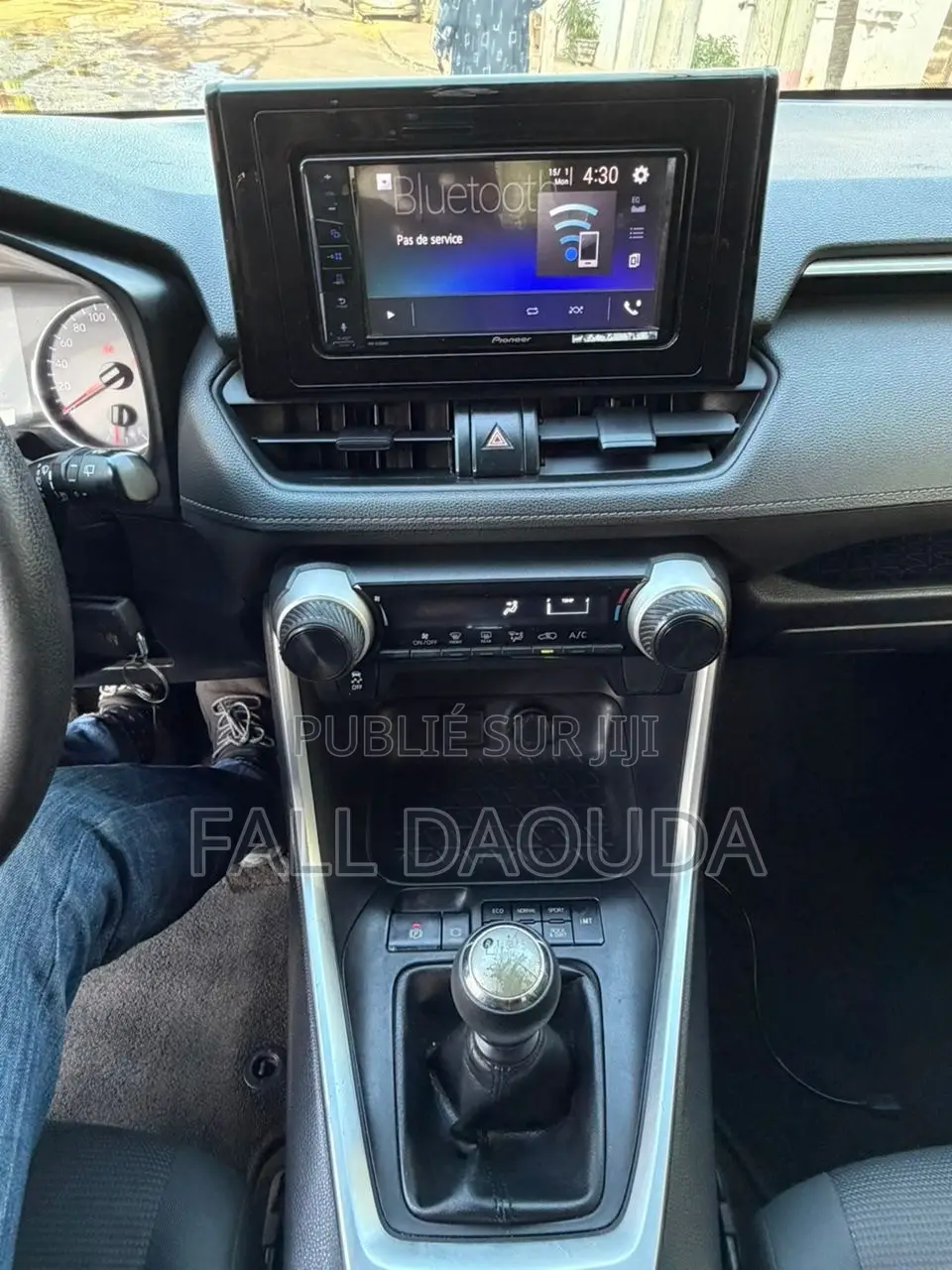 Toyota RAV4 2020 Gris
