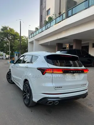 Jetour X70 1.5 7-Seater FWD 2021 Blanc
