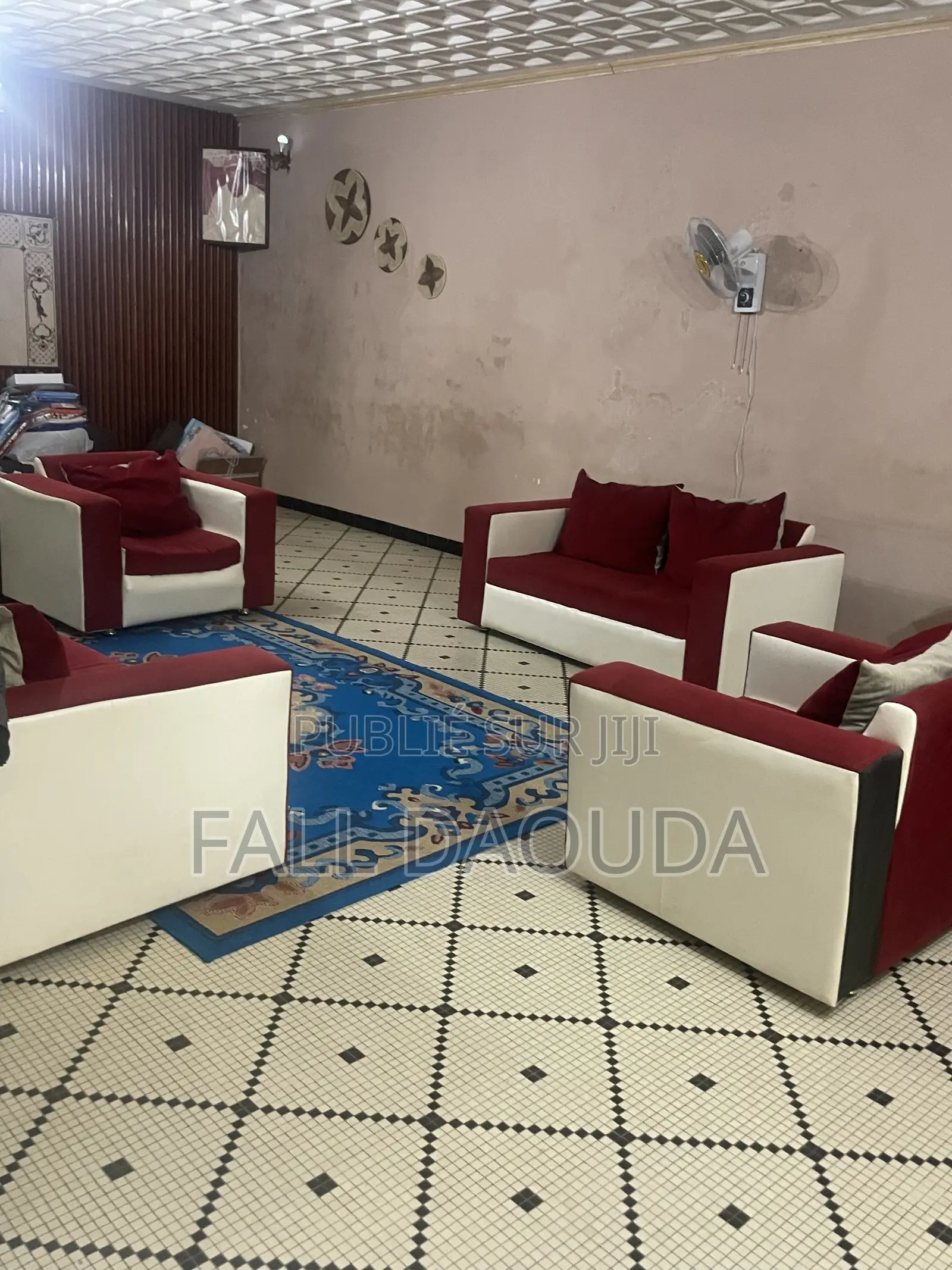 Salon À Vendre