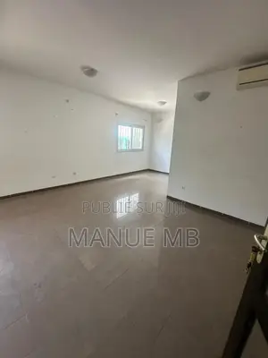 9chbre Villa dans Patricia, Almadies à Vendre
