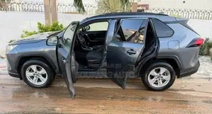 Toyota RAV4 Limited AWD 2020 Gris