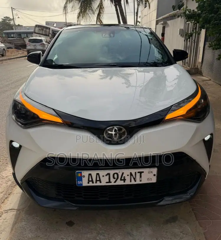 Toyota C-HR Limited 2022 Blanc