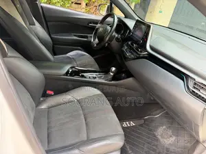 Toyota C-HR Limited 2022 Blanc
