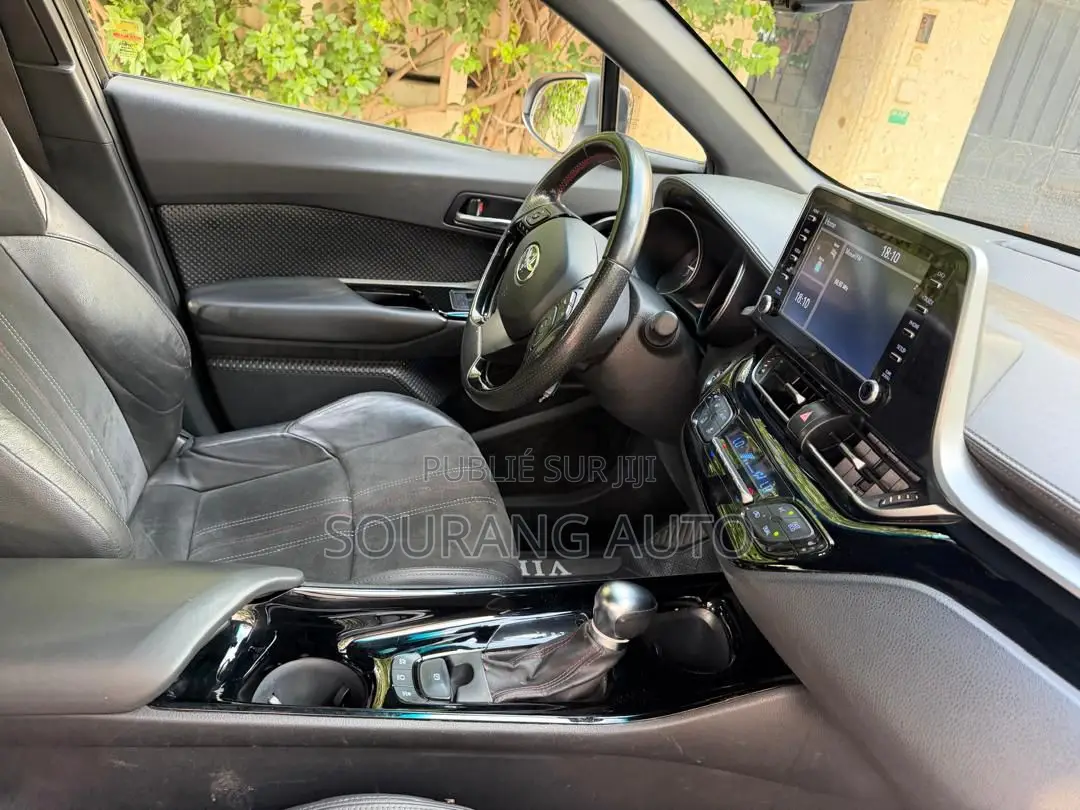 Toyota C-HR Limited 2022 Blanc