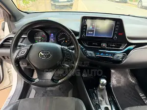 Toyota C-HR Limited 2022 Blanc