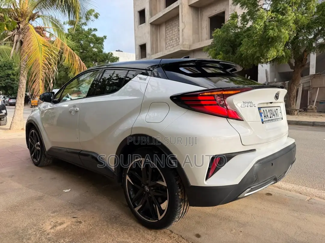 Toyota C-HR Limited 2022 Blanc