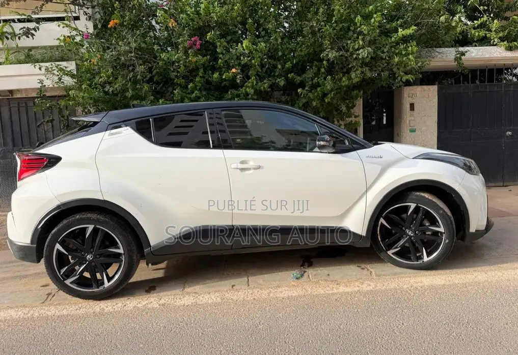 Toyota C-HR Limited 2022 Blanc