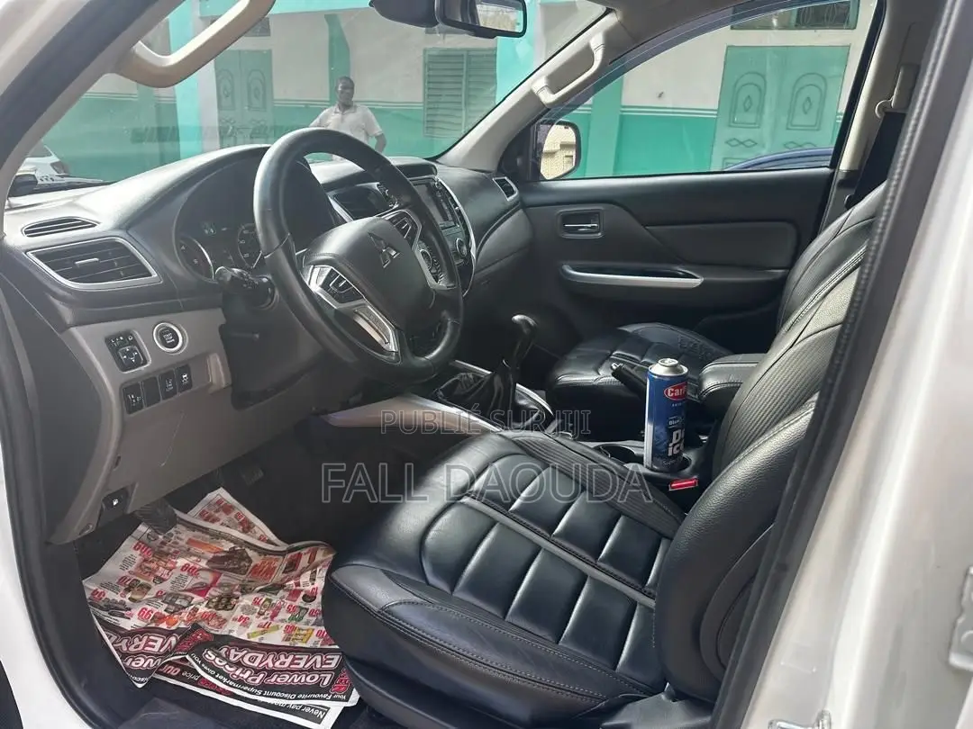 Mitsubishi L200 2017 Blanc
