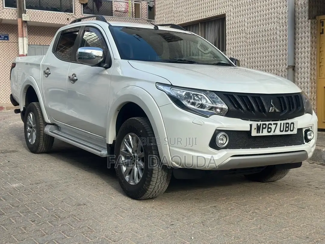 Mitsubishi L200 2017 Blanc