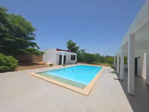 3chbre Villa dans Nguérigne, Thiès Sud à Vendre