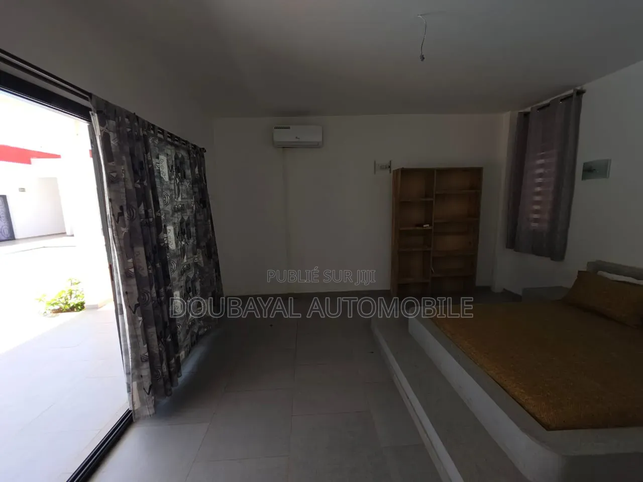 3chbre Villa dans Nguérigne, Thiès Sud à Vendre
