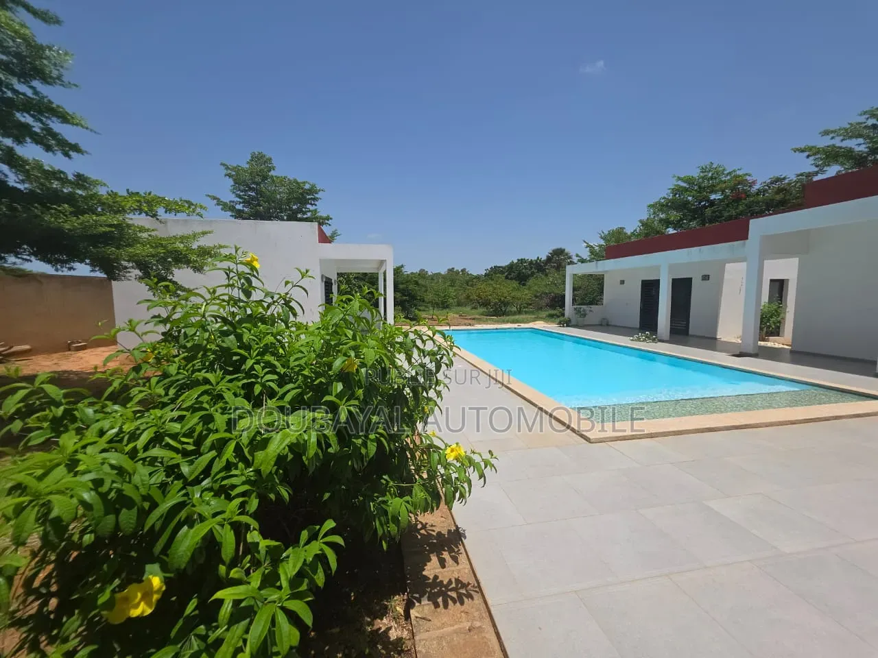 3chbre Villa dans Nguérigne, Thiès Sud à Vendre