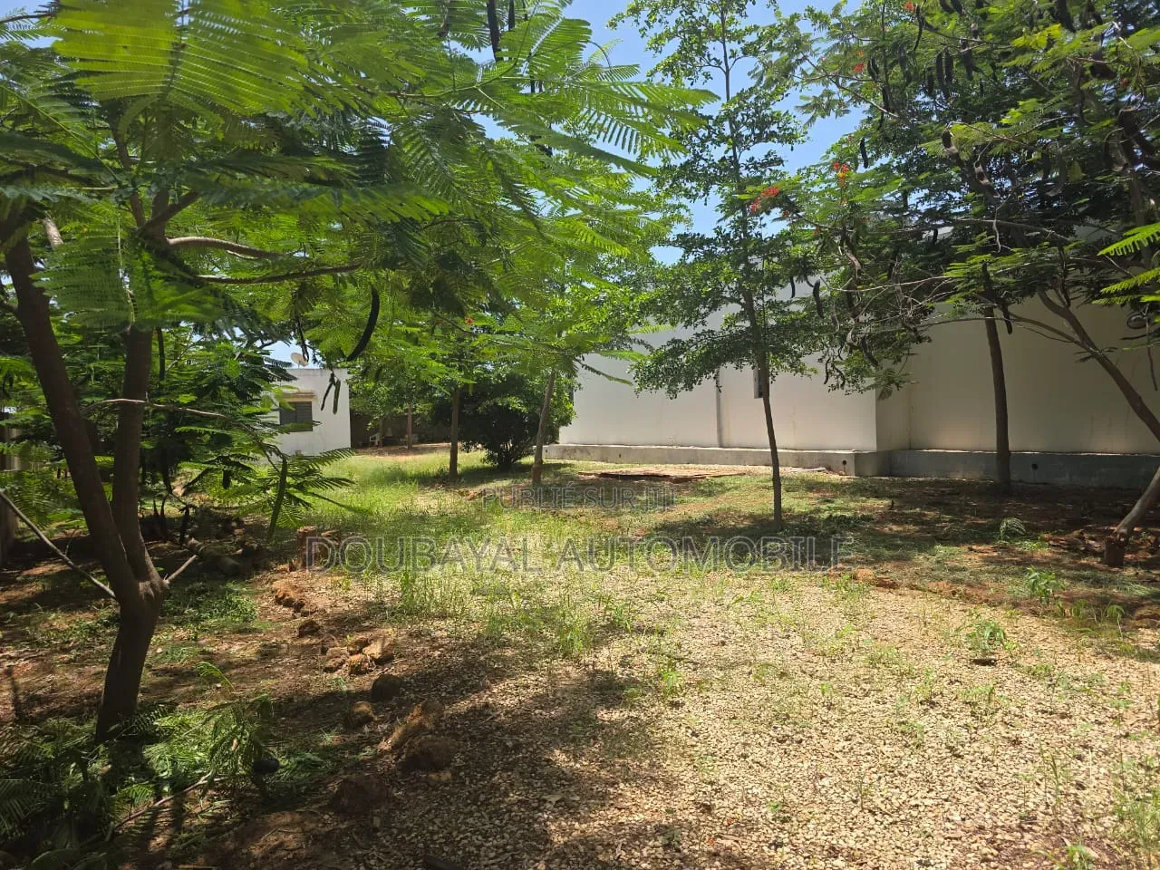 3chbre Villa dans Nguérigne, Thiès Sud à Vendre