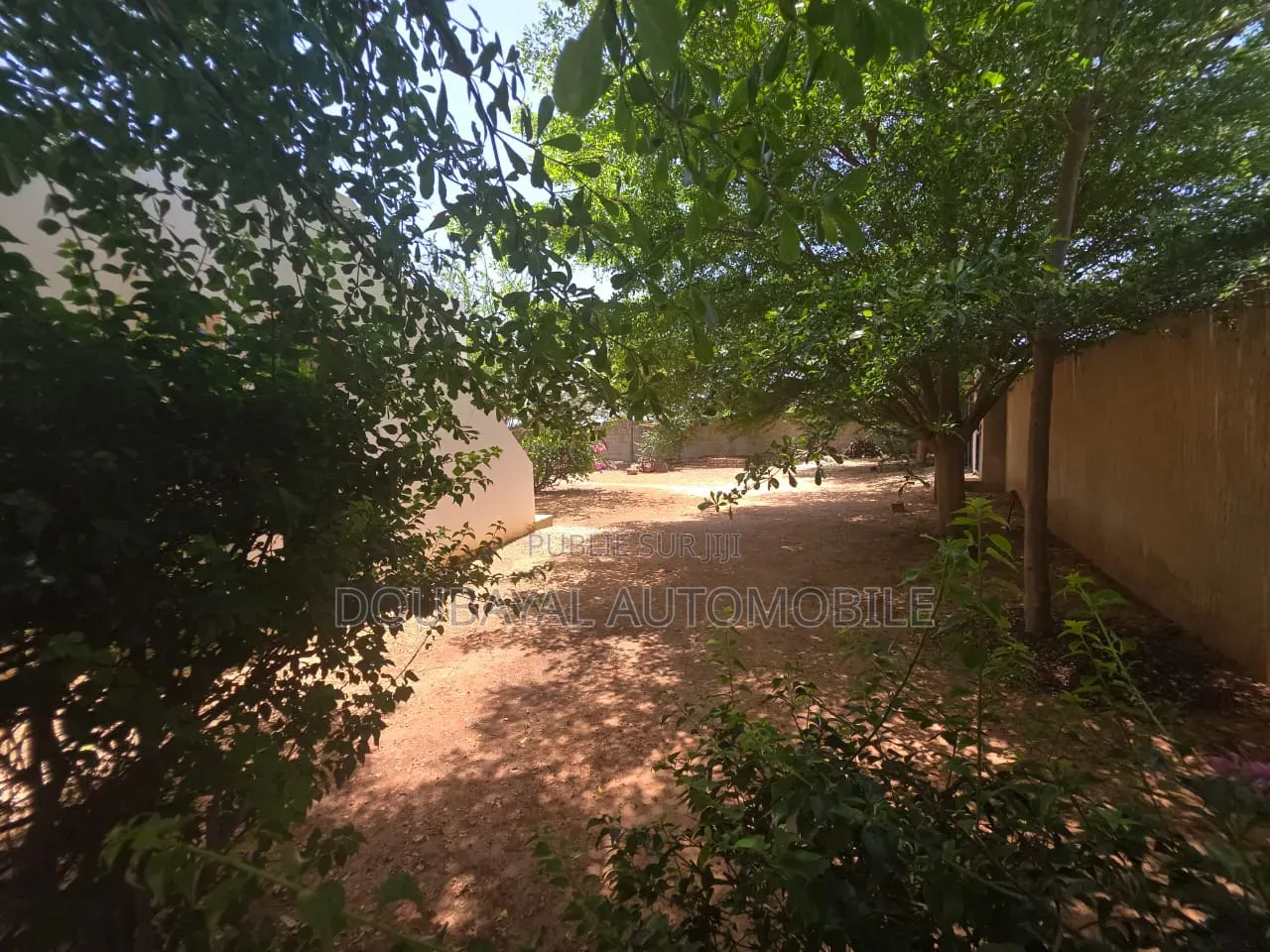 3chbre Villa dans Nguérigne, Thiès Sud à Vendre