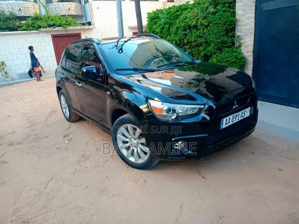 Mitsubishi RVR 2014 Noir