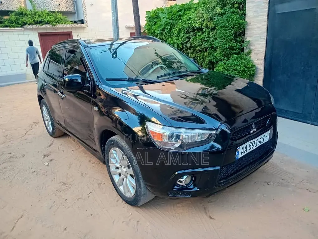 Mitsubishi RVR 2014 Noir