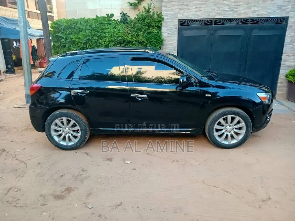Mitsubishi RVR 2014 Noir