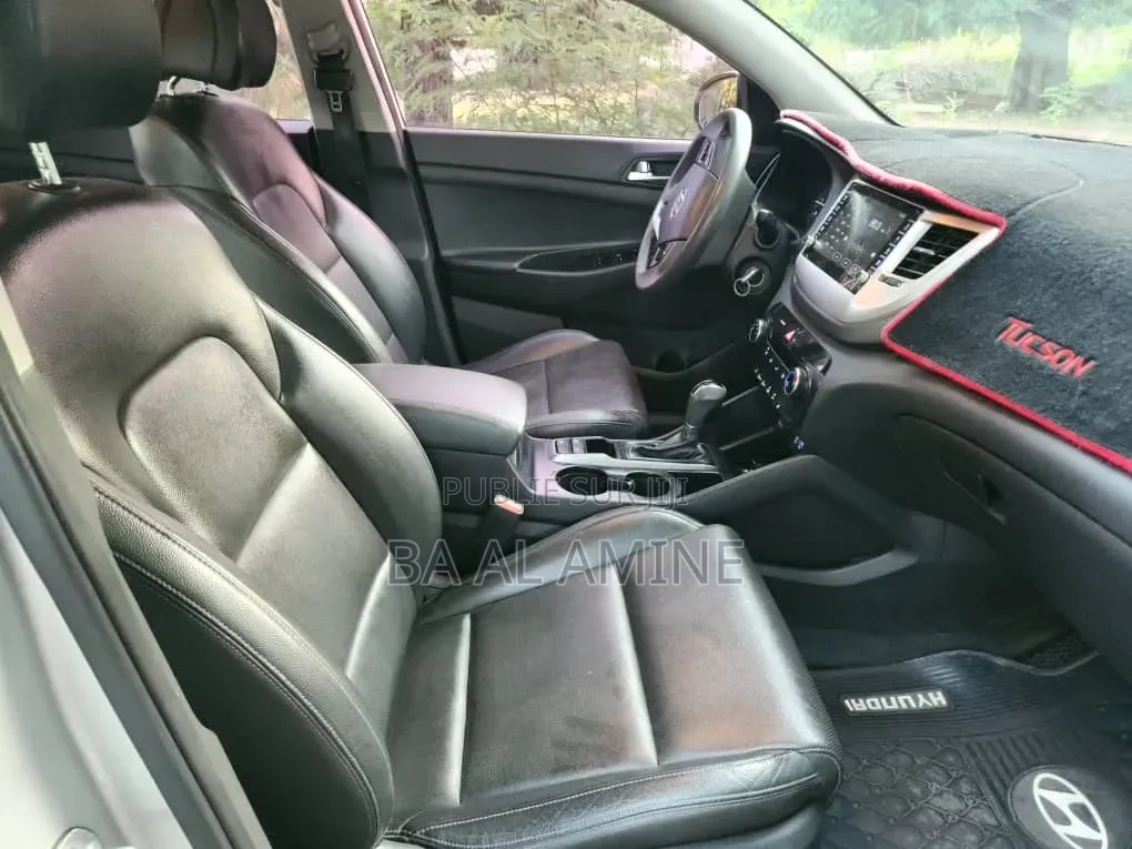 Hyundai Tucson 2016 Gris