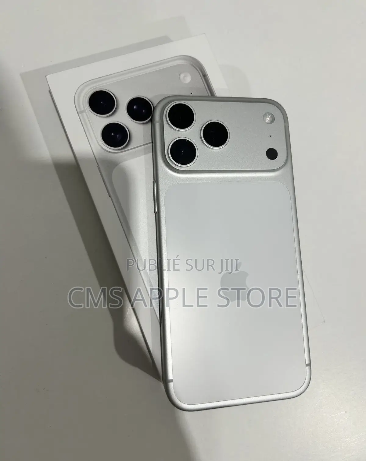 Nouveau Apple iPhone 17 Pro Max 1 TB Blanc