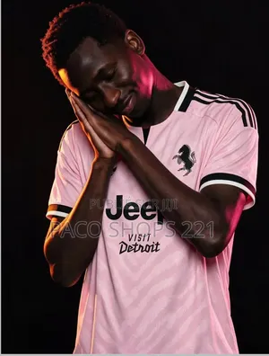 Nouveaux Maillots De Foot 2026/2027